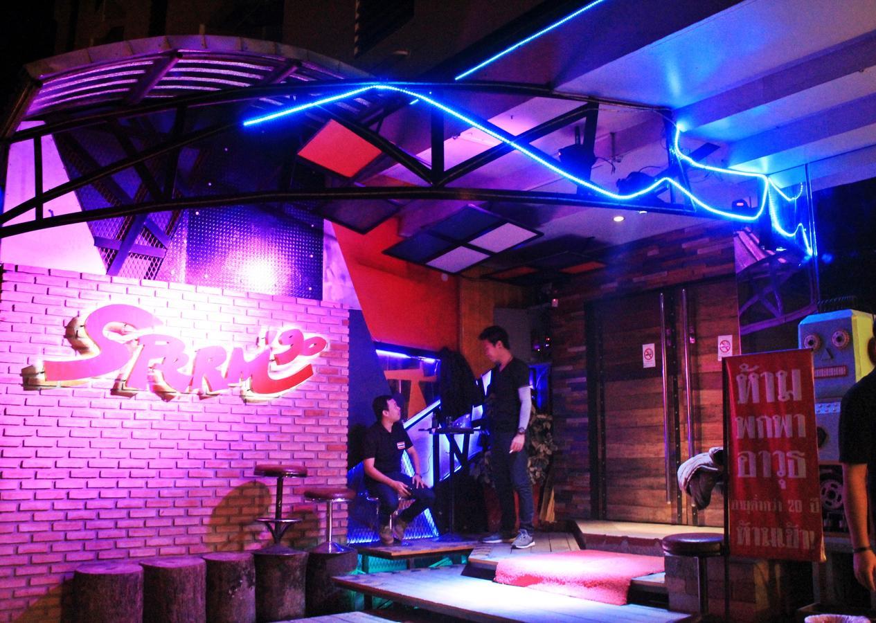 โรงแรมเรือนทิพย์ เชียงราย Ruean Tip Hotel Екстер'єр фото